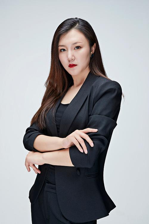 白发林 视觉与舞美负责人